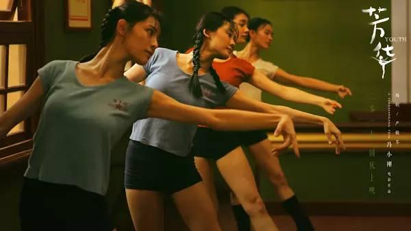 丝袜开档情趣在线视频,揭秘开档情趣视频的私密世界